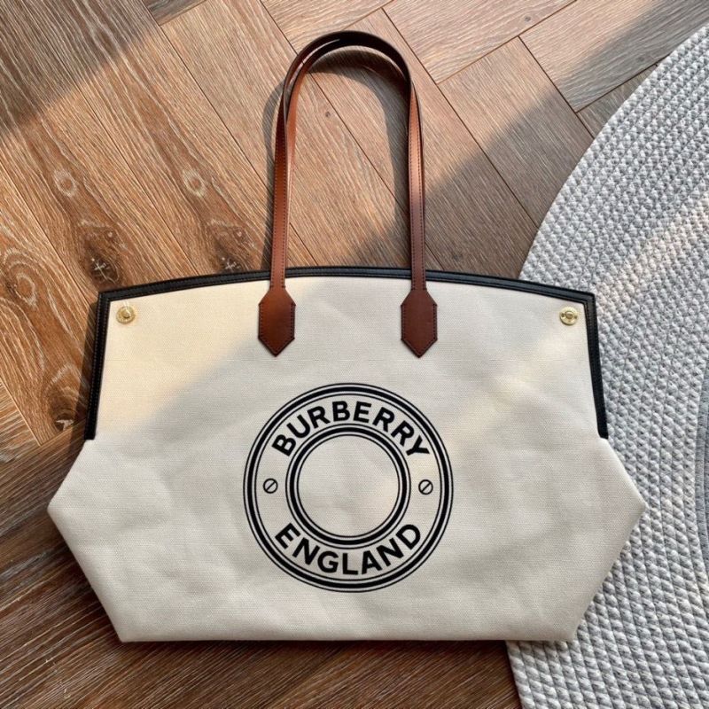 B**rry shopping bags